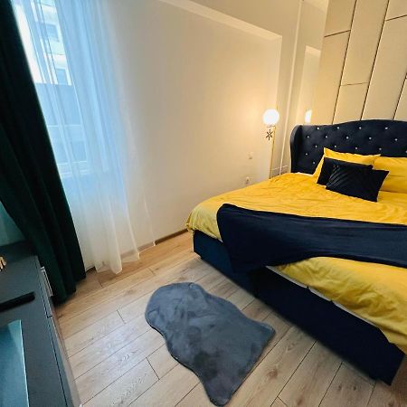 Huggo Apartment 35 Târgu-Mureş Exteriör bild