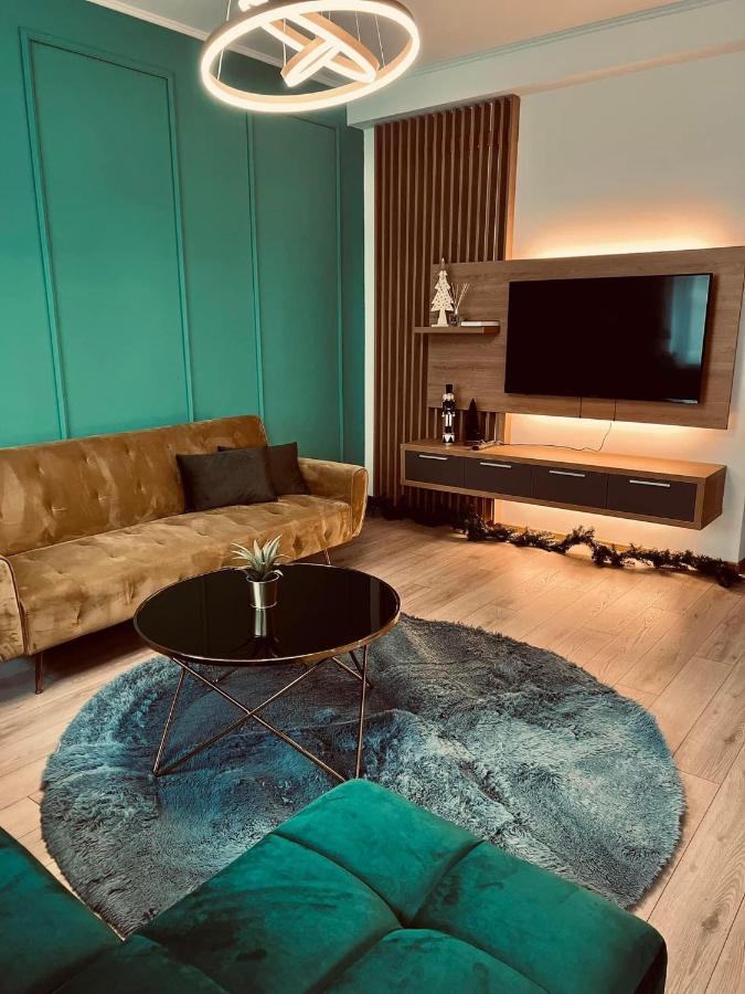 Huggo Apartment 35 Târgu-Mureş Exteriör bild